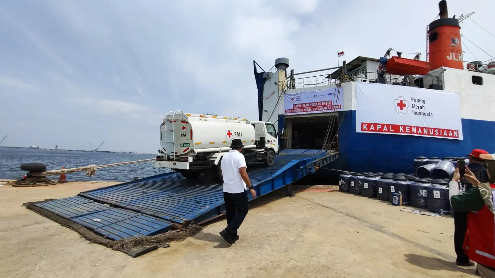Korban Banjir Sumatera Dibantu 1.500 Kantong Darah dan 100 Ton Logistik PMI