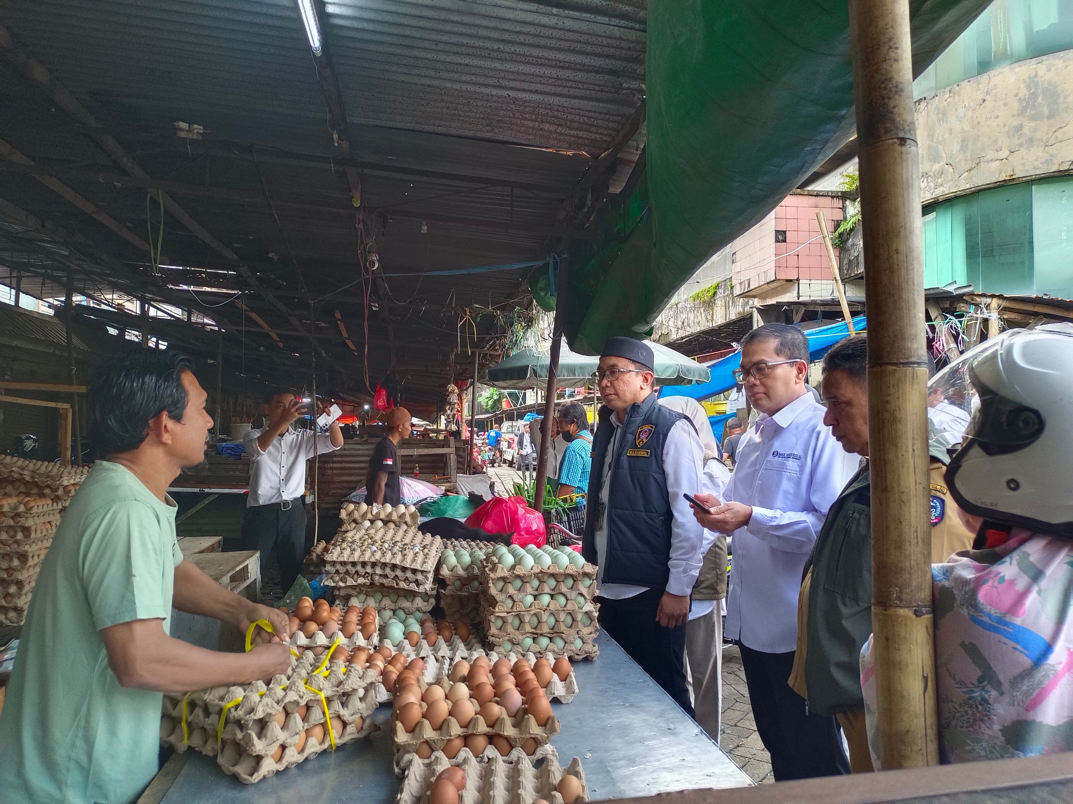 KPPU Pastikan Pasokan Pangan Aman saat Sidak Pasar Terong Makassar