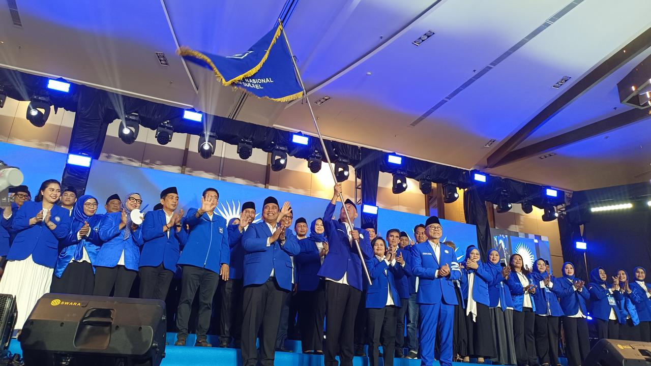 Lantik Duet Kahfi-Chaidir Syam, Zulhas Naikkan Target PAN Sulsel Jadi 6 Kursi DPR RI